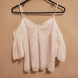 NWOT Guess cold shoulder top